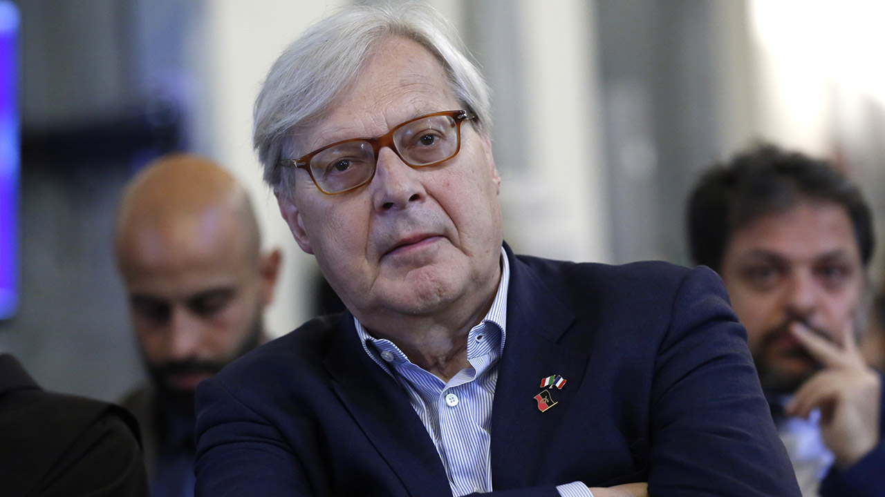 vittorio sgarbi virginia raggi diffamazione