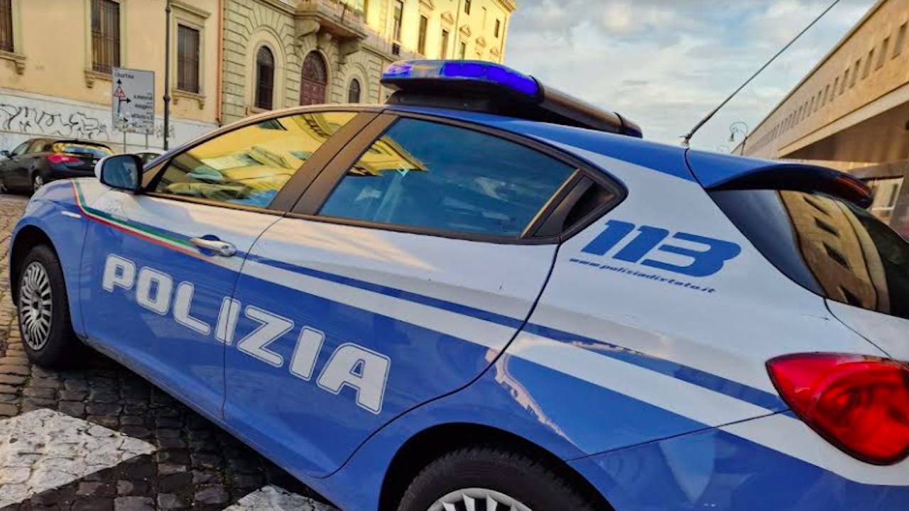 Roma, senza biglietto aggrediscono personale Fs alla Stazione Termini