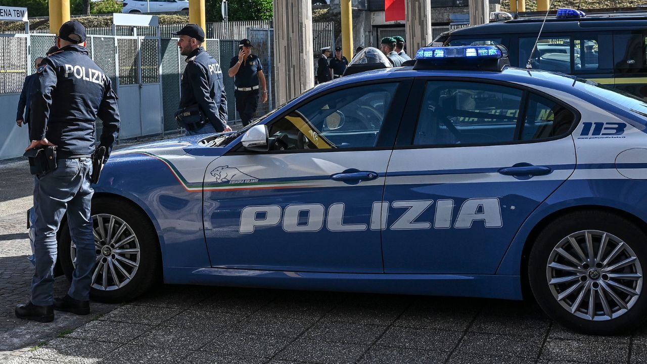 operazione polizia droga TRULLO