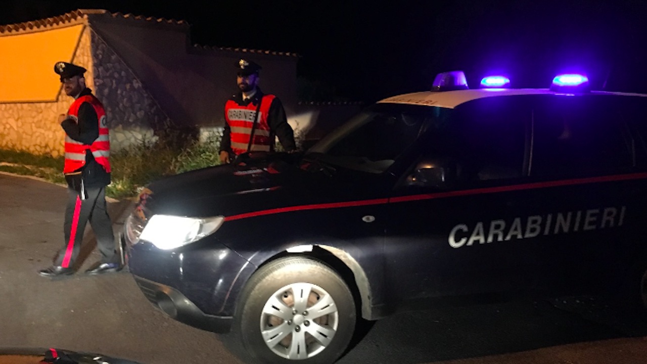 Finto blitz Digos per rapinare villa a Castel Gandolfo: preso uno della banda