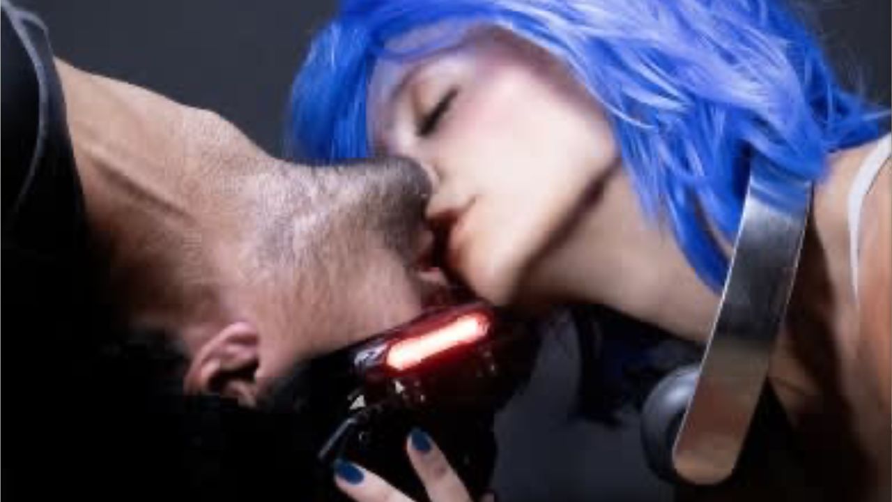 teatro roma contenuto pornografico