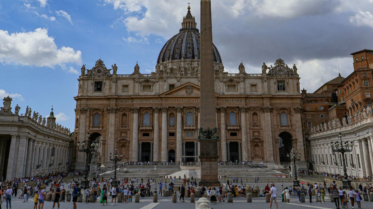 arrestato ricercato americano piazza san pietro roma most wanted