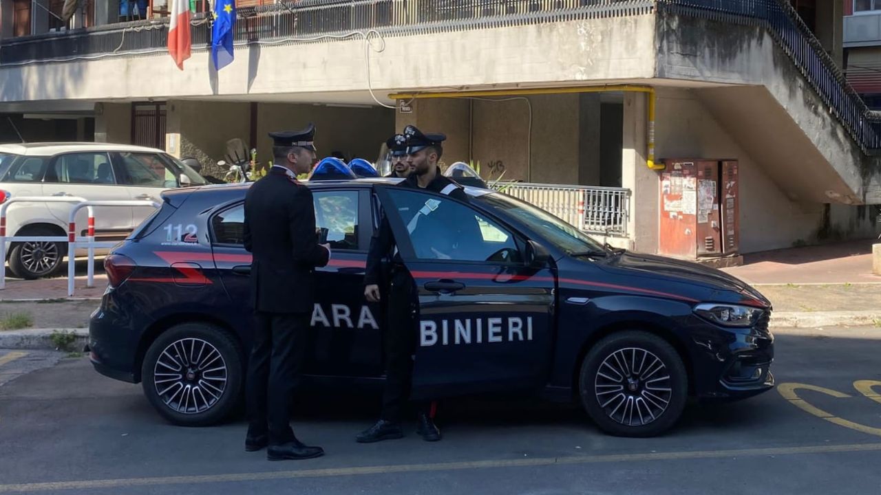 asilo sospesa educatrice maltrattamenti