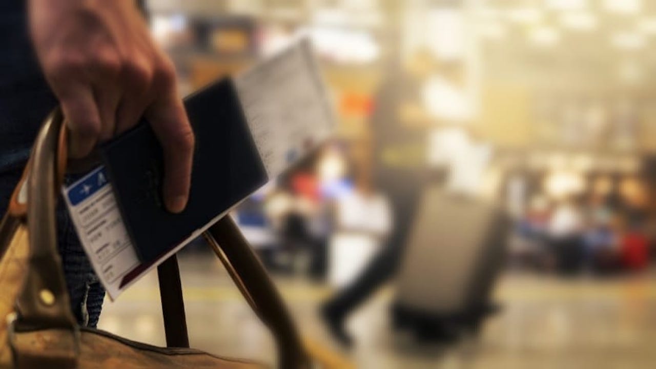 Fiumicino, persone ipovedenti al lavoro nel lost & found dell'aeroporto: è la prima volta in Italia