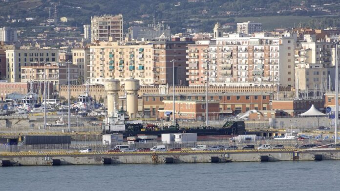 porto civitavecchia droga