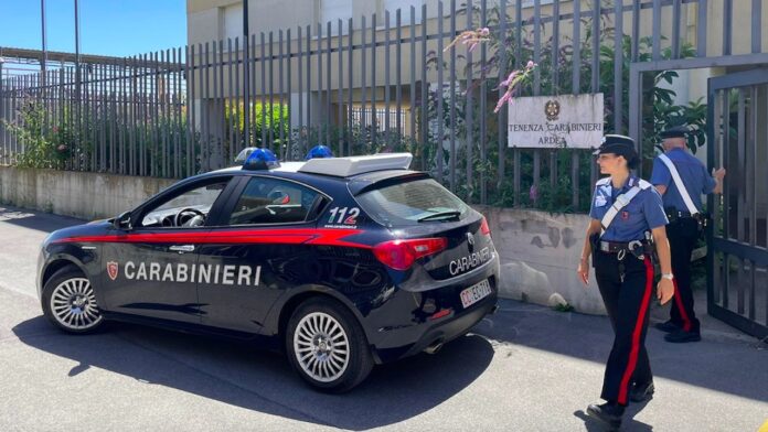 Esplosione ad Ardea, litiga con l'amico e mette ordigno sotto auto famiglia: denunciato 15enne