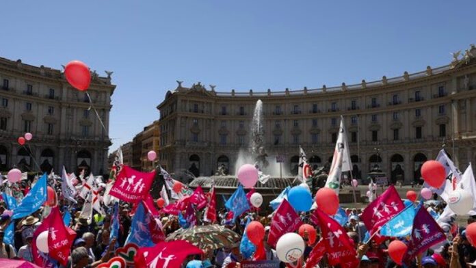 Manifestazione pro vita a Roma: “In 30mila contro l’aborto”